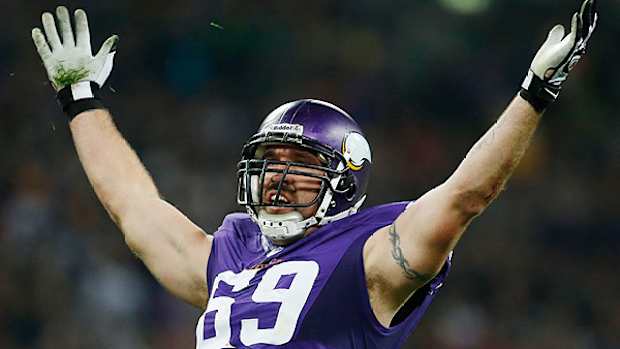 nfl-trade-rumors-jared-allen.jpg